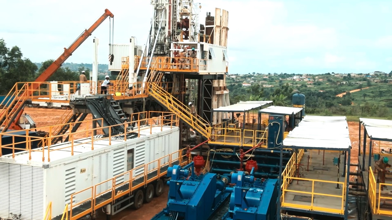 DINGE Institucional versão HD.mp4.00_03_31_16.Still007 – grande